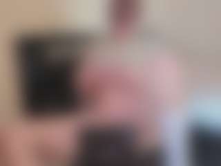 Live cam show with RufMichJetztAn - New Spank on SxyPornLive