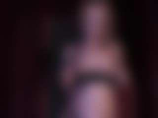 Live cam show with SabrinaHamiltons - Green Eyes on Camsoda