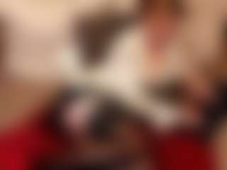 Live cam show with SabrinaHamiltons - Green Eyes on Camsoda
