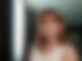 Live cam show with Cadie - Brown Hair on Streamer API