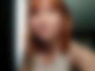 Live cam show with Cadie - Brown Hair on Uber Horny