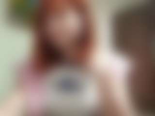 Live cam show with Cadie - Green Eyes on SquirtSoMuch