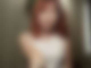 Live cam show with Cadie - Granny Dildo on CamClone