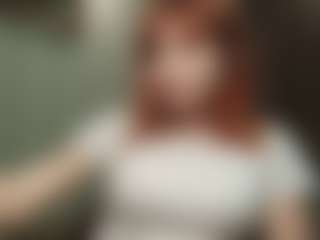 Spettacolo in cam dal vivo con Cadie - Granny su Camsoda