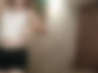 Live cam show with Cadie - Dildo Or Vibrator Granny on Latina Girls