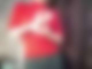 Live cam show with Cadie - Average on Camsoda
