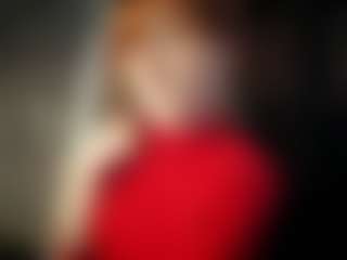 Live cam show with Cadie - Striptease Granny on CamClone