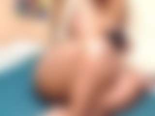 Live cam show with xxBootyBanger23xx - Smoking on Camsoda