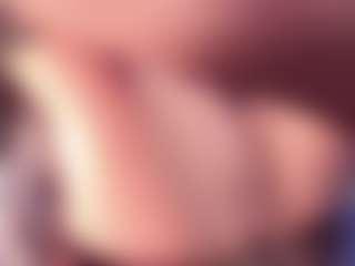Live cam show with auren-foxx - Curvy on liverealitysex.com