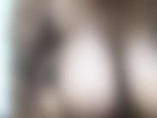 Live cam show with Beverlylady - Granny MILF on StripNow
