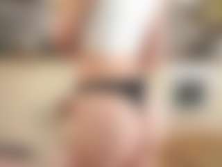 CheryleEckles's Live Sex Cam Show