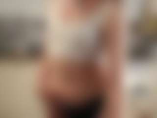 CheryleEckles's Live Sex Cam Show