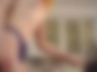 Live cam show with CheryleEckles - Camel Toe on Camsoda