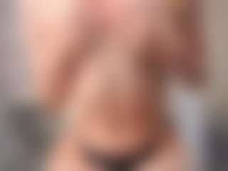 CheryleEckles's Live Sex Cam Show