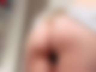 CheryleEckles's Live Sex Cam Show