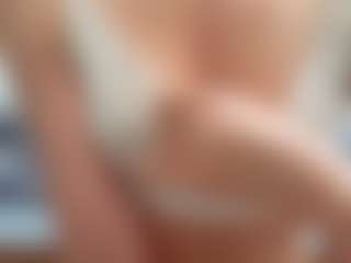 CheryleEckles's Live Sex Cam Show