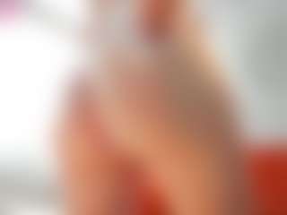 Live cam show with CheryleEckles - Camel Toe on hotwifechat.live