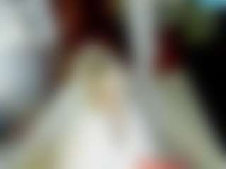 Live cam show with EroLayer - Average on Camming Site