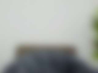 EvelinBelle's Live Sex Cam Show