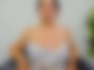 Live cam show with EvelinBelle - Lush on Dare Cams