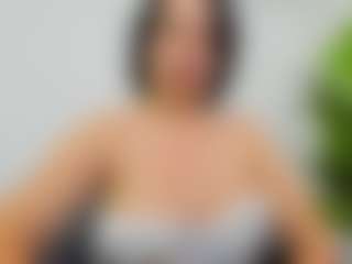 EvelinBelle's Live Sex Cam Show