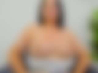 EvelinBelle's Live Sex Cam Show