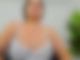 EvelinBelle's Live Sex Cam Show
