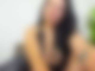 Live cam show with EvelinBelle - BBW on CamClone