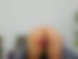 EvelinBelle's Live Sex Cam Show