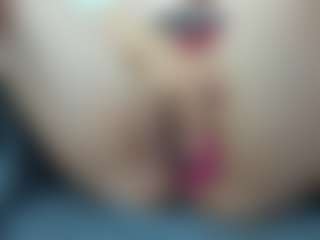 EvelinBelle's Live Sex Cam Show