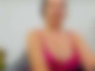 EvelinBelle's Live Sex Cam Show