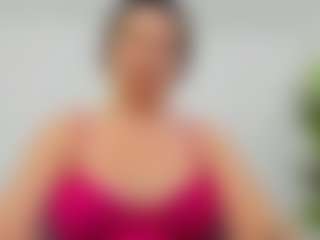 EvelinBelle's Live Sex Cam Show
