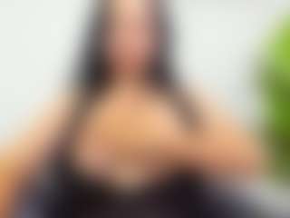 Live cam show with EvelinBelle - New Teen (18+) on livesuperchat.net