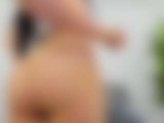 EvelinBelle's Live Sex Cam Show