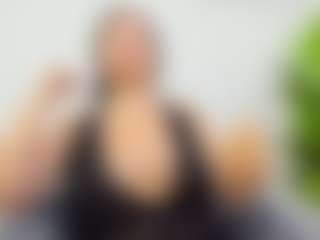 EvelinBelle's Live Sex Cam Show