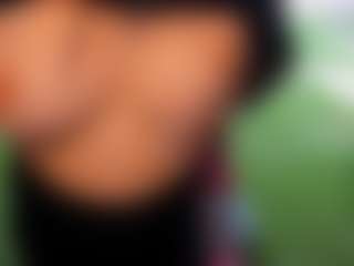 EvelinBelle's Live Sex Cam Show