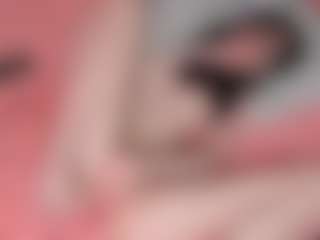 GlitchDoll's Live Sex Cam Show