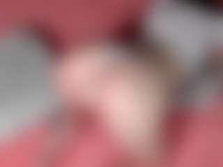 Live cam show with GlitchDoll - Dirty Talk on Milfs Live