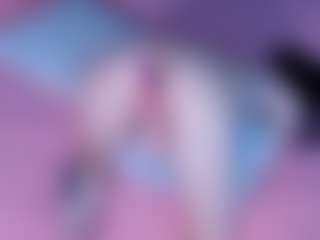 Live cam show with GlitchDoll - Smoke on CamSodaAdn