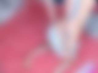 Live cam show with GlitchDoll - Smoke on realtime-chat