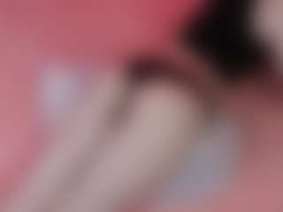 Live cam show with GlitchDoll - Mouth on StripNow