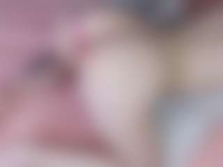 Live cam show with GlitchDoll - Doggy on CamClone
