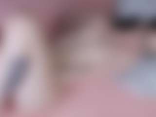 Live cam show with GlitchDoll - Queen on CamwithHer
