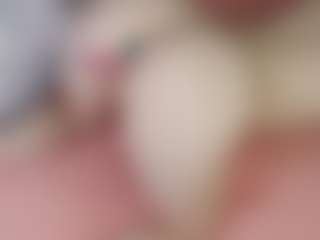Live cam show with GlitchDoll - Mouth on Milfs Live