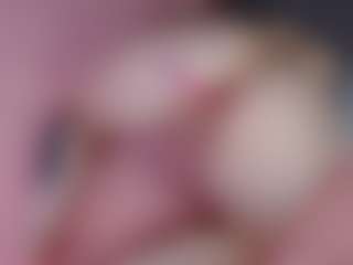 Live cam show with GlitchDoll - Doggy on SinfulBabes