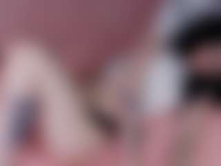Live cam show with GlitchDoll - Smoke on liverealitysex.com