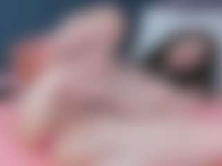 Live cam show with GlitchDoll - Mouth on Camsoda
