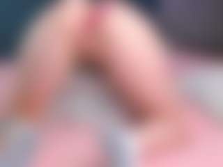 Live cam show with GlitchDoll - Doggy on Camsoda