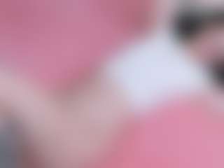 Live cam show with GlitchDoll - Smoke on UwU Esports