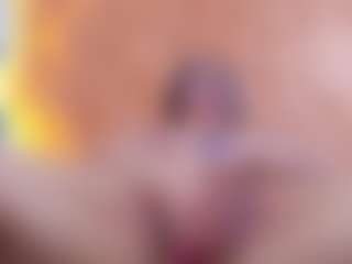 Live cam show with Hanna Bunny - Wild on Camsoda